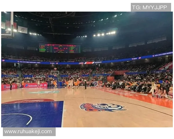 篮球明星闪耀中国舞台引发热潮球迷狂欢期待精彩对决与交流